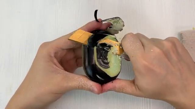 РАСПИСАННОЕ МЫЛО Резка сухого мыла Релакс-звук ASMR МЫЛО Резьба по мылу Угадай цвет без разговоров смотреть онлайн