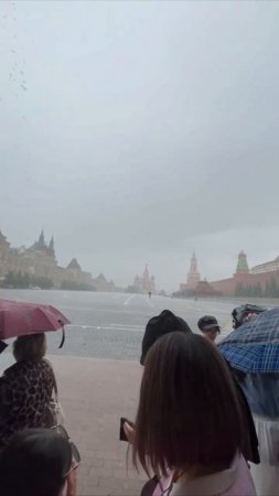 🌧️Центр Москвы накрыл сильный ливень🌧️