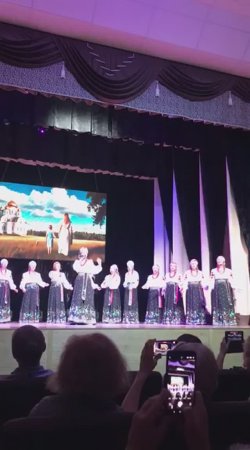 "Матушка земля" (отрывок): народный ансамбль казачьей песни "Черноморочка" (г. Анапа, 17.07.2025)