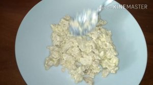 Салат с  курицей и грибами! Очень вкусный!