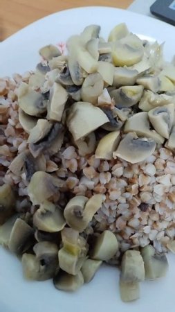 Вкусняшки , гречка и грибы #влог #еда #мужская кухня