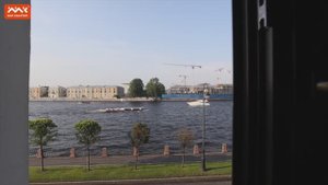 Неповторимый вид на воду, уникальная квартира в сердце Васильевского Острова!