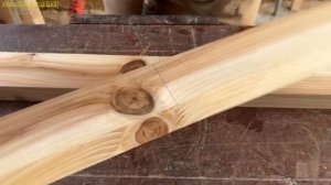 This Flaw in the Wood Became its Best Feature. DIY Round Coffee Table with a Central Chessboard