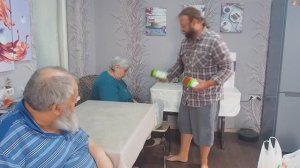 ОСКУДНЕЛИ ПОКУПКИ ПЕНСИОНЕРКИ ПРОДУКТОВ НА ПЕНСИЮ ТОЛЬКО САМОЕ НЕОБХОДИМОЁ