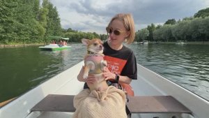 Влог Собачника! ЧИХУАХУА В ЛОДКЕ! СОБАКЕ ПОДАЛИ ОТДЕЛЬНЫЙ ЗАВТРАК В РЕСТОРАНЕ!