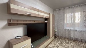 2 к квартира в кирпичном доме в Казани, на улице Рауиca Гаpеeва.