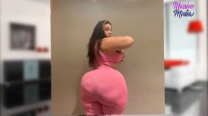 Mythiccal | Modèles aux courbes | Curvy Model plus size | модель плюс-сайз | modelo