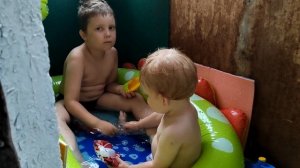 Наш июль 2025, Мирончику 1 год 6 месяцев. (1,6) Лёве 7 лет.