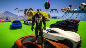 Мультики про машинки и мотоциклы. Супер герой проходит трассу с препятствиями.