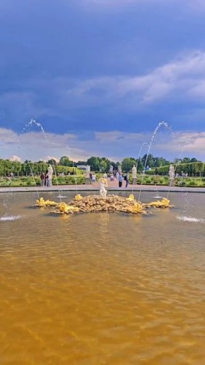 Верхний сад в Петергофе. Санкт-Петербург