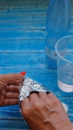 Если у вас есть фольга, вы точно не пропадете, использование не по назначению.