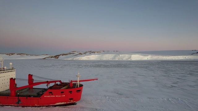Антарктида, станция Прогресс, НЭС Академик Фёдоров. смотреть онлайн