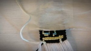 Как я плету широкую фенечку прямым плетением ❤️