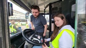 Школьники столичного поселка Краснозатонский погрузились в тонкости работы общественного транспорта