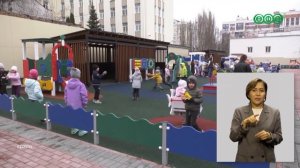 Няня в частном детсаду била ребенка по рукам за непослушание