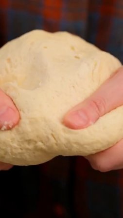 Пирог с мясом и картошкой из тонкого сметанного теста и сочной начинкой
