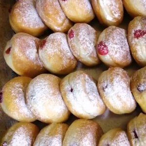 ПОНЧИКИ С ВАРЕНЬЕМ