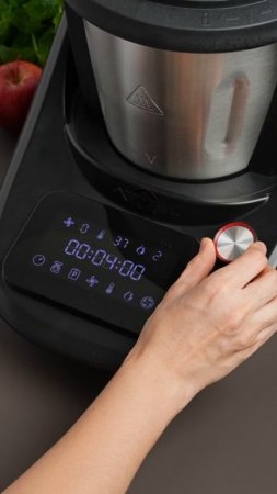 Рецепт шарлотки в кухонном роботе KitchenBot M1
