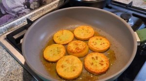 Жарю кабачки, получилось вкусно.