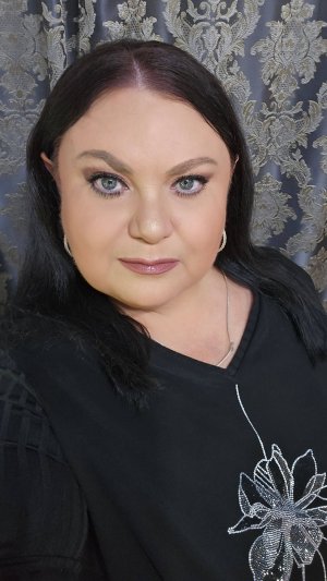 Девушка с Урала  в прямом эфире! 
Прямой эфир 🌺 Перезалив с ютюб ✨️