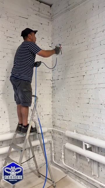 Нанесение краски на стену аппаратом GEEBEE ST38 смотреть онлайн