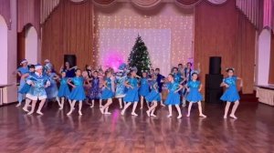 Танцевальный коллектив "Ассоль" Новый год 2025 Старшая и средняя группы
