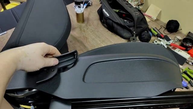 Разбор Киа Спортейдж 5 для самостоятельной установки авточехлов смотреть онлайн