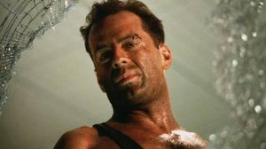 Фрэнк Синатра - Let It Snow! И Брюс Уиллис, который навсегда останется Крепким Орешком.