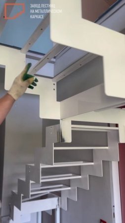 Монтаж каркаса на второй этаж в процессе