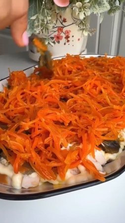 Cалатик с копчёной курицей