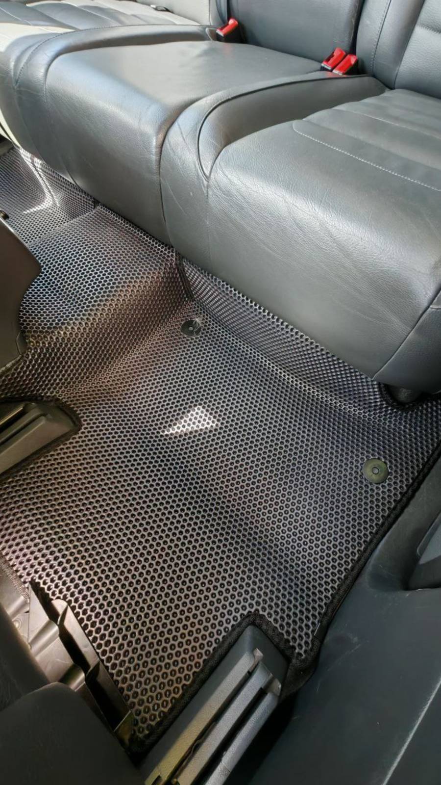 Эва-ковры в Volkswagen Touareg GP от DIREFOX