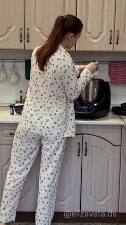 Нежнейшие творожные ватрушки с сыром и ягодами  Почти как в детстве