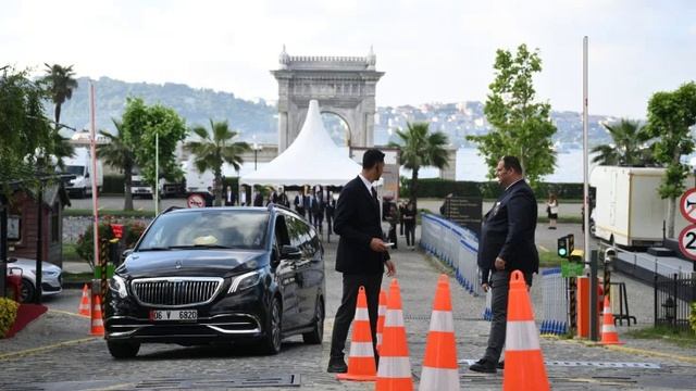 Источник: самолет с российской делегацией вылетел в Стамбул. смотреть онлайн