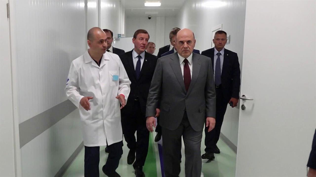 Михаил Мишустин осмотрел новое отделение больницы в Горно-Алтайске