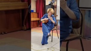 "Белой акации гроздья душистые". Оксана Назарова —домра