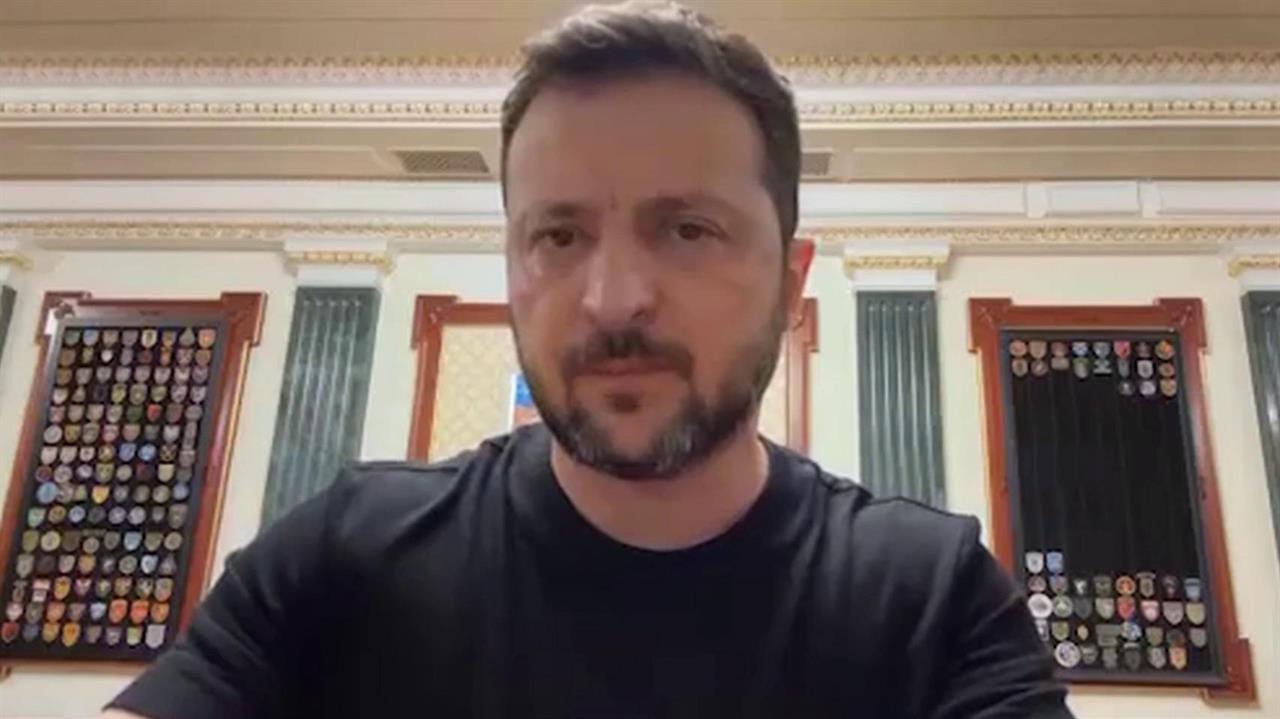 Владимир Зеленский подписал закон об уничтожении независимых антикоррупционных ведомств