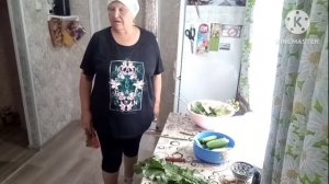 поругались из за огурцов/пирог готов