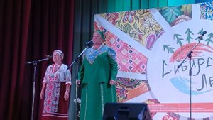 Участники поют 14