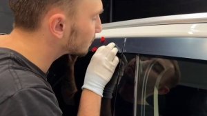 Видео установка 2Д дефлекторов / плоских ветровиков на Volkswagen Touareg 3 / Фольксваген Туарег