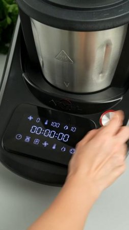 Рецепт соуса бешамель в кухонном роботе KitchenBot M1