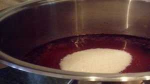 Быстрое варенье из черники