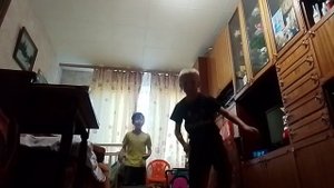 мы с Ярославом играем в футбол часть первая