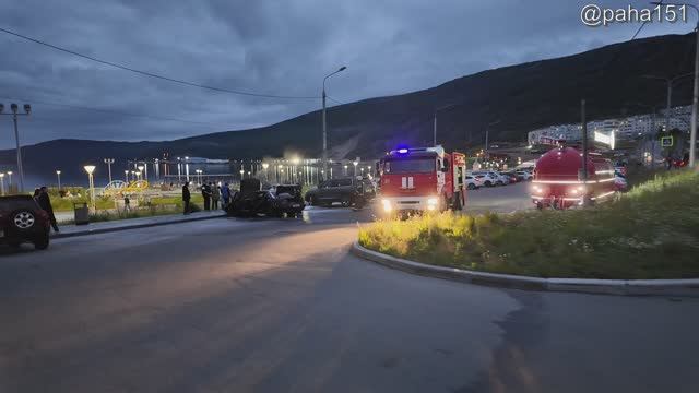 МАГАДАН // Поздно вечером... смотреть онлайн