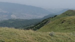 Путешествие по горным районам Дагестана, вершина горы каракули, звуки ветра, облака на что похожа