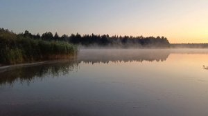 Утренняя зорька на озере.