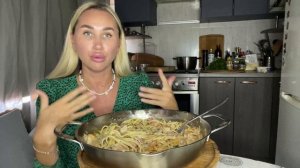 МУКБАНГ ПАСТА С ЛИСИЧКАМИ