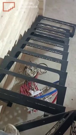 Новая и запатентованная технология - сверхпрочный металлический каркас
