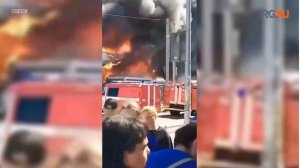 В Новошахтинске Ростовской области горит торговый центр