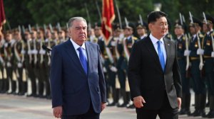 Президент Монголии прибыл с государственным визитом в Таджикистан