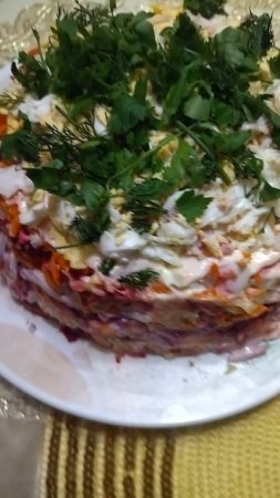 салат под шубой и торт мукбанг